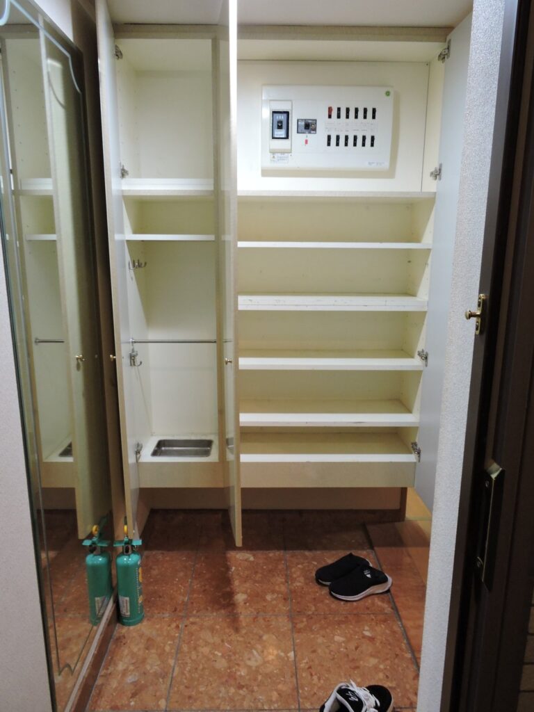 杉並区西荻北 2DK 不用品回収の作業後（1）