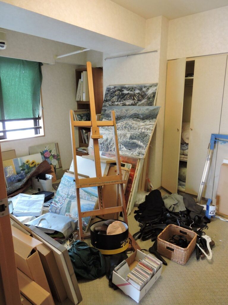 杉並区西荻北 2DK 不用品回収の作業前（4）