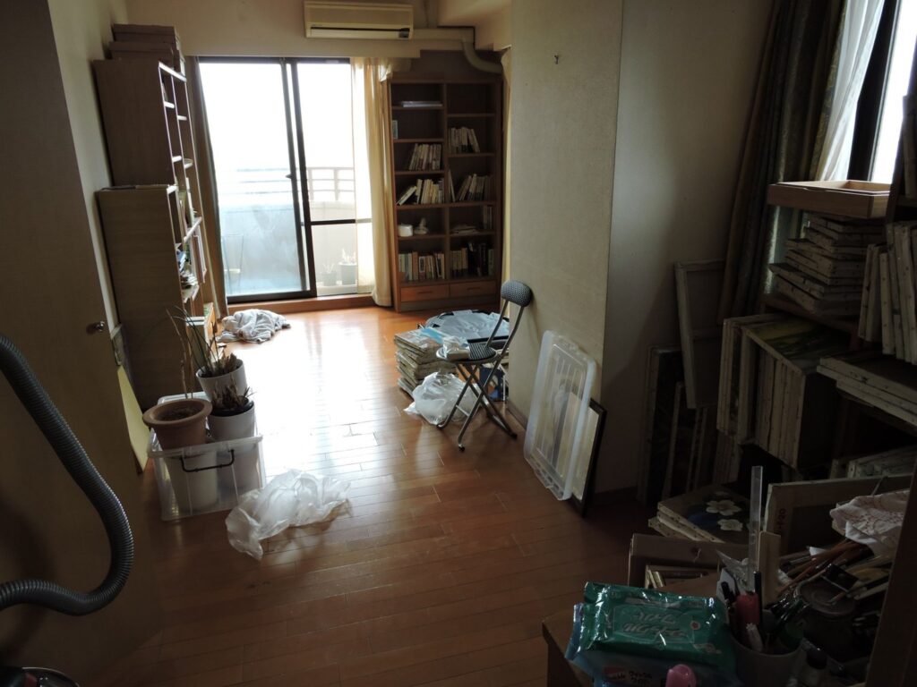 杉並区西荻北 2DK 不用品回収の作業前（5）
